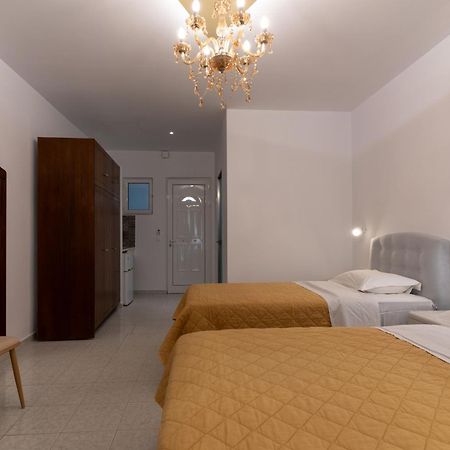Hotel Villa Basil 티실리비 외부 사진