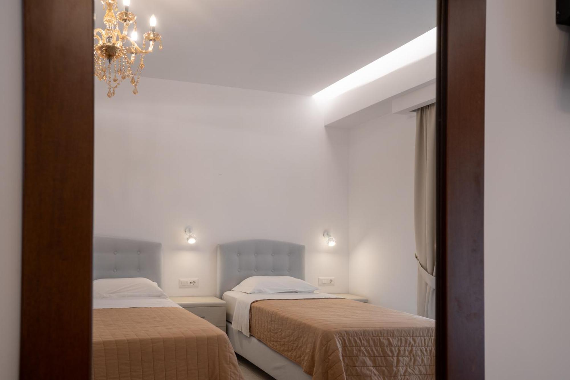 Hotel Villa Basil 티실리비 외부 사진