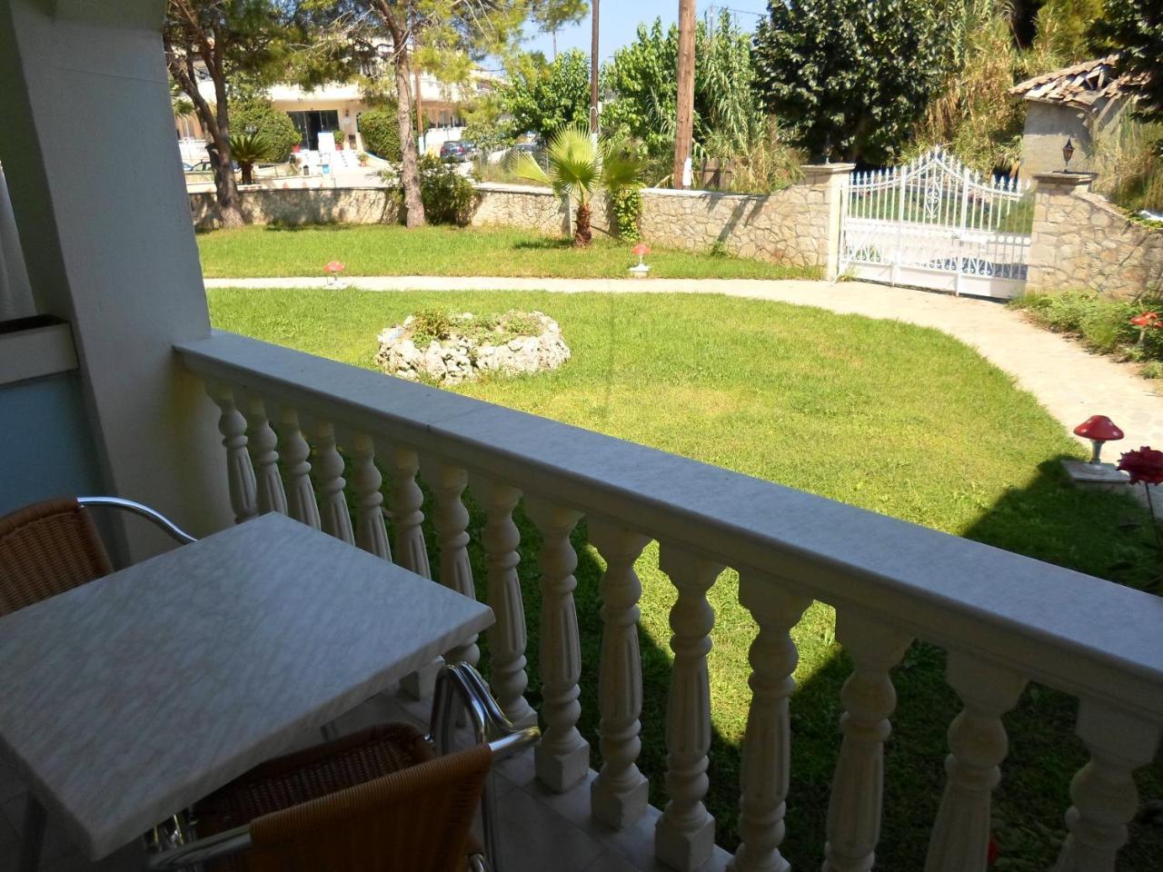 Hotel Villa Basil 티실리비 외부 사진